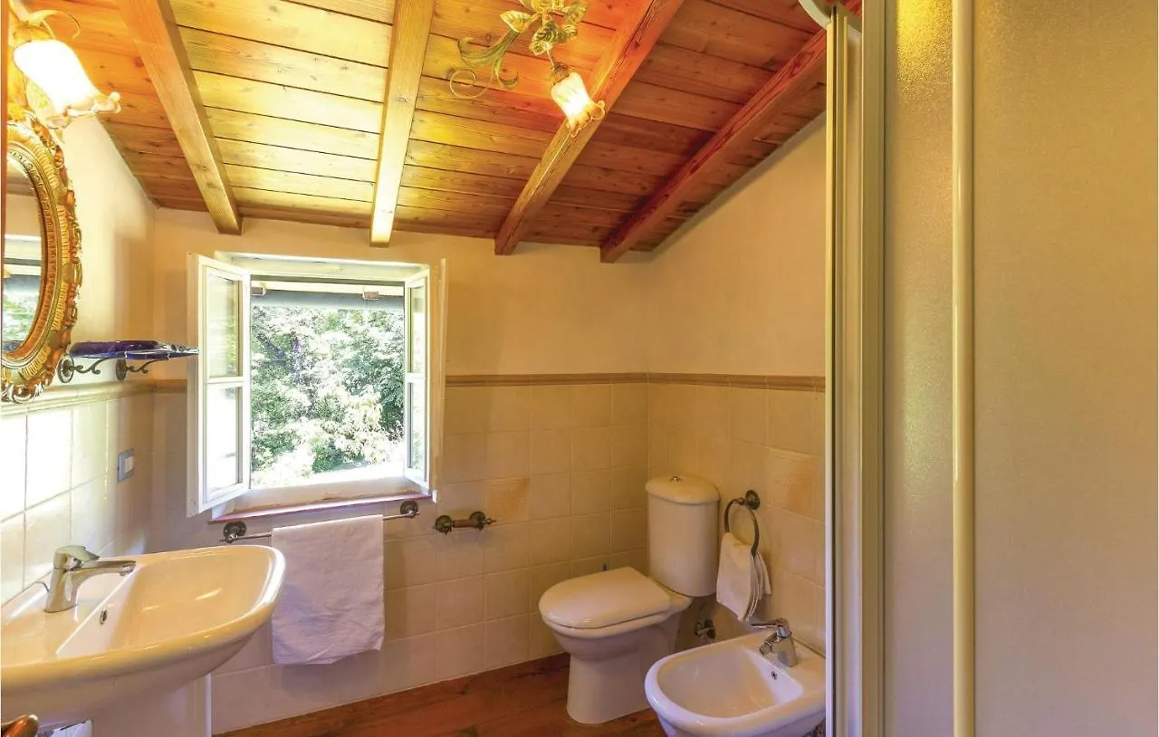 2 Bedroom Pet Friendly Home In Casoli Lu Cocciglia